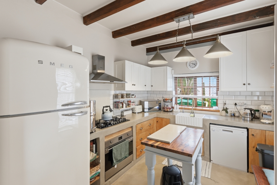 4 Bedroom Property for Sale in Knysna Central Western Cape